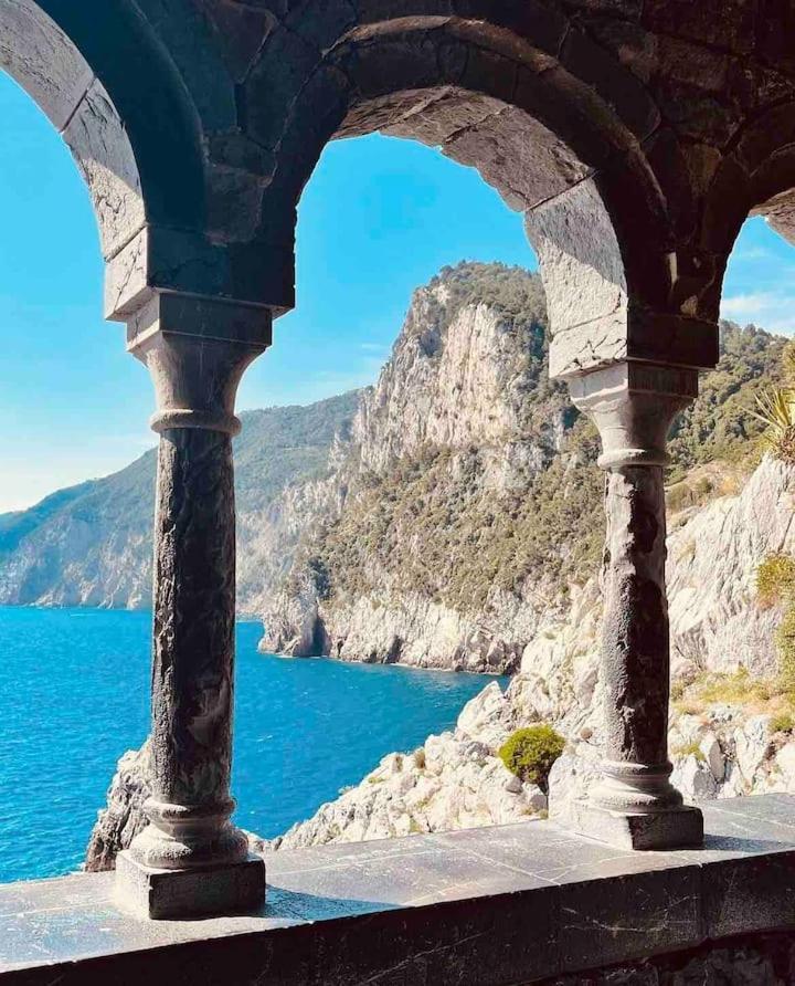 Villa Amelia - Vista Mare - Fezzano  Buitenkant foto